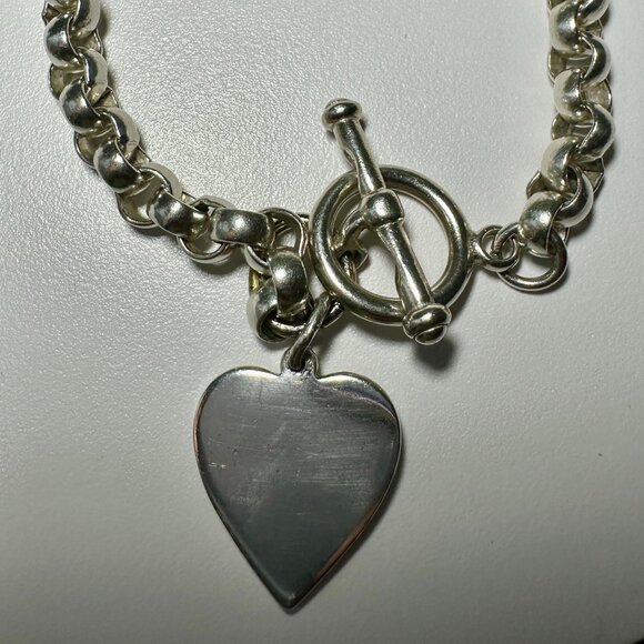 8" Vintage 925 Sterling Silver Toggle Bracelet with Engraveable Heart Pendant - Picture 4 of 9